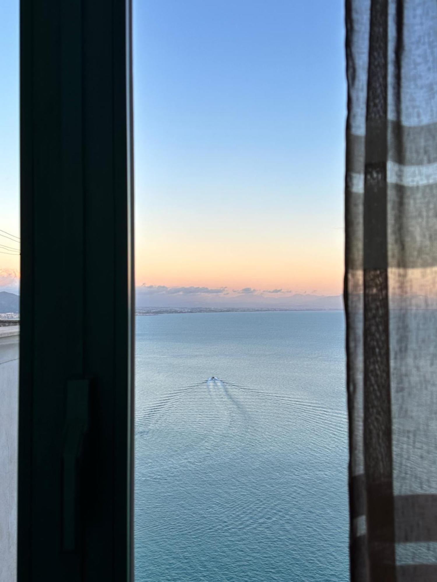 Vila Amalfi Coast Sea View Vietri Exteriér fotografie